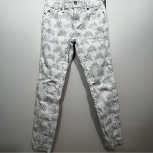 Vineyard Vines Floral Eyelet printed denim